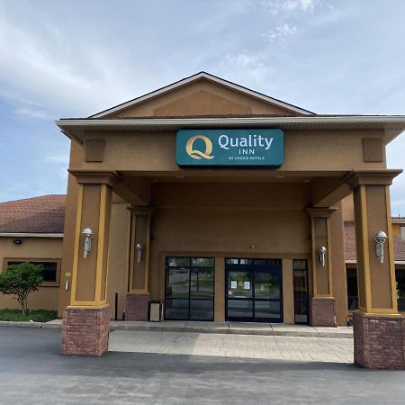 Quality Inn Near Walden Galleria Mall Cheektowaga Εξωτερικό φωτογραφία