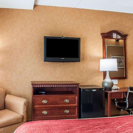 Quality Inn Near Walden Galleria Mall Cheektowaga Εξωτερικό φωτογραφία