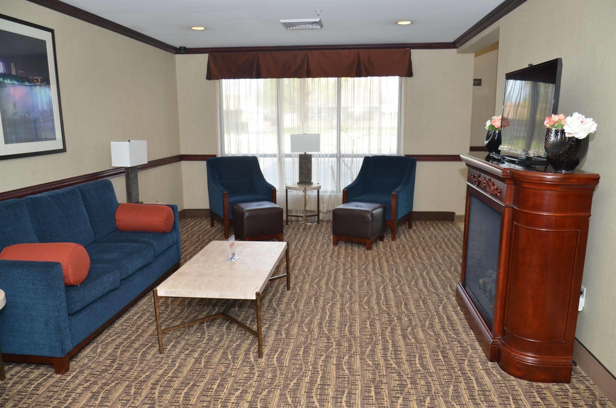 Quality Inn Near Walden Galleria Mall Cheektowaga Εξωτερικό φωτογραφία