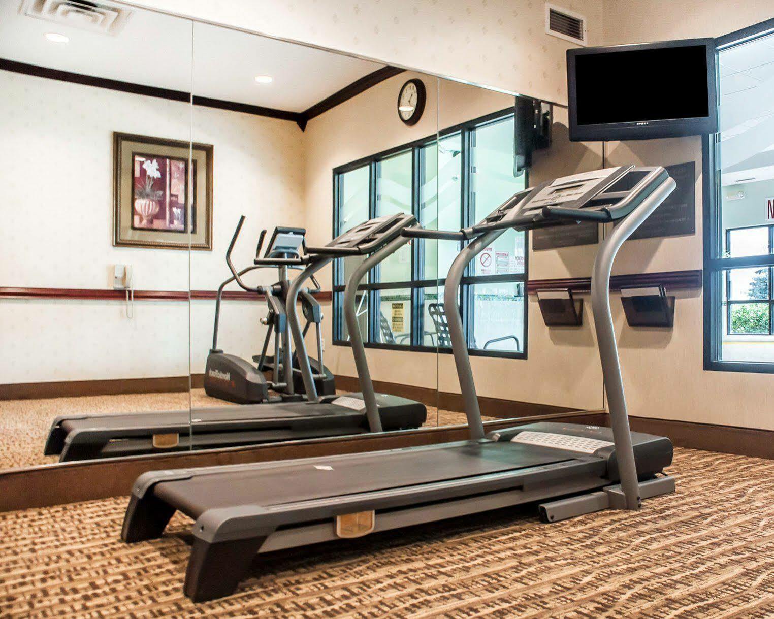 Quality Inn Near Walden Galleria Mall Cheektowaga Εξωτερικό φωτογραφία